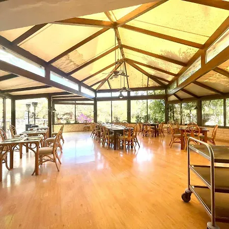 아파트 One Bedroom With Wifi, Pool, Close To The *