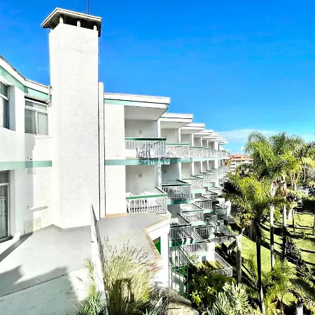 One Bedroom With Wifi, Pool, Close To The *